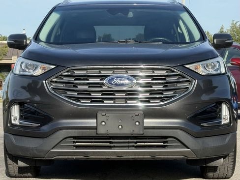 Used 2019 Ford Edge Titanium image 8