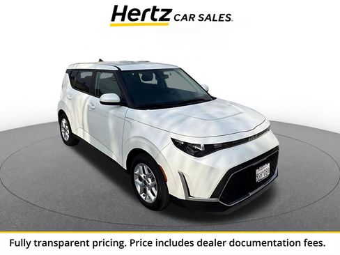 Used 2025 Kia Soul LX w/ LX Technology Package FWD image 1