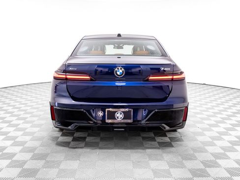 New 2026 BMW 740i xDrive w/ Premium Package image 5
