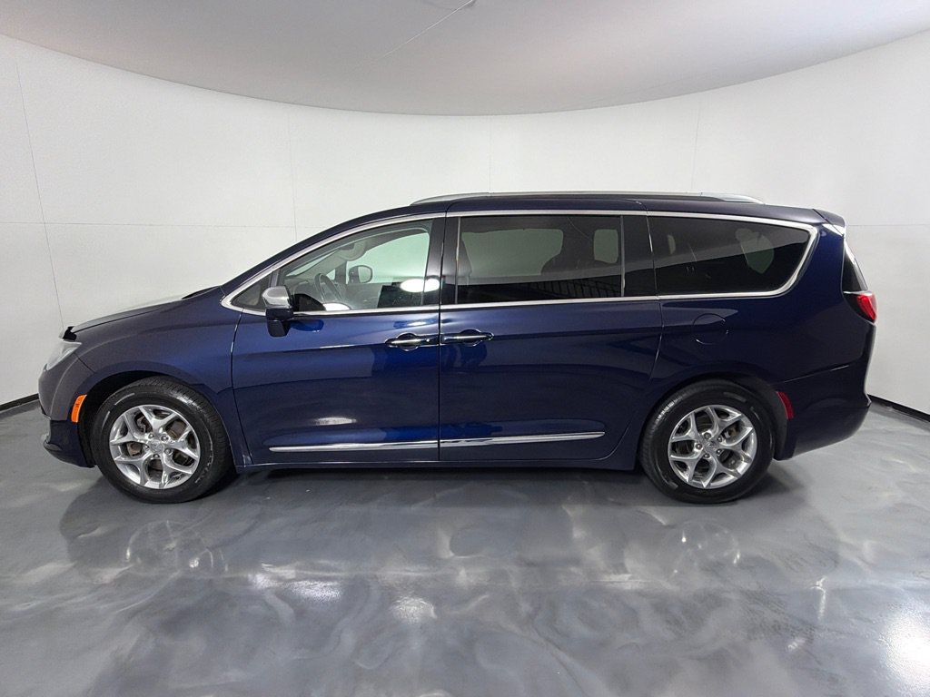 Used 2019 Chrysler Pacifica Limited FWD image 8