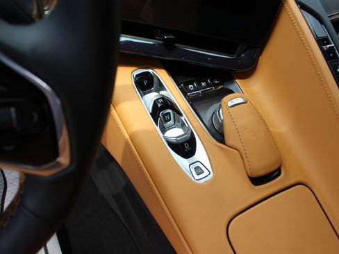 Used 2023 Chevrolet Corvette Stingray Premium Conv w/ Z51 Performance Package RWD image 28