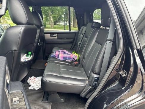 Used 2017 Ford Expedition Limited AWD/4WD image 8