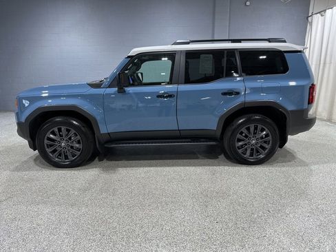 Certified 2025 Toyota Land Cruiser image 6