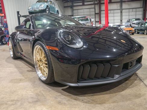Used 2025 Porsche 911 GTS image 12
