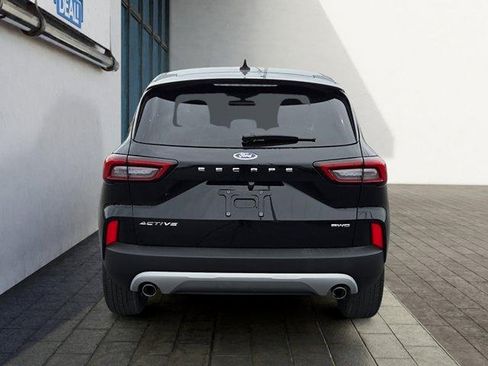 Certified 2024 Ford Escape Active AWD/4WD image 4