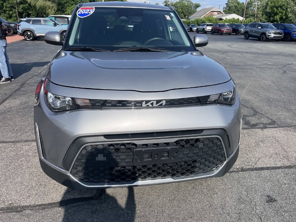 Used 2023 Kia Soul LX FWD image 10