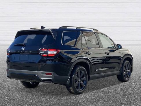 New 2026 Honda Pilot Sport image 4
