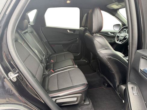 Used 2023 Ford Escape ST-Line AWD/4WD image 24