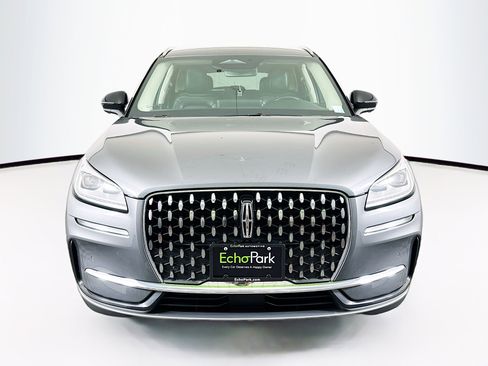 Used 2024 Lincoln Corsair Reserve w/ Equipment Group 201A image 2