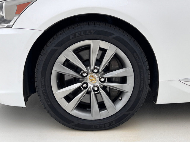 Used 2013 Lexus LS 460 AWD w/ Comfort Pkg image 27