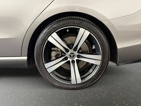 Used 2022 Mercedes-Benz C 300 Sedan image 14