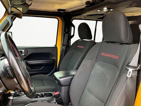 Used 2020 Jeep Wrangler Unlimited Rubicon w/ Cold Weather Group image 27
