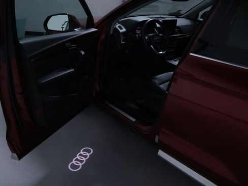 Used 2018 Audi Q5 2.0T Premium Plus w/ Premium Plus Package image 13