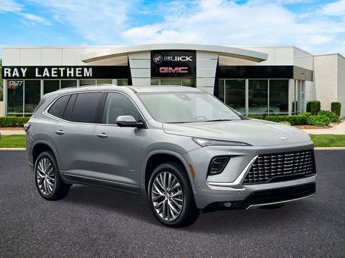 New 2026 Buick Enclave Avenir image 7