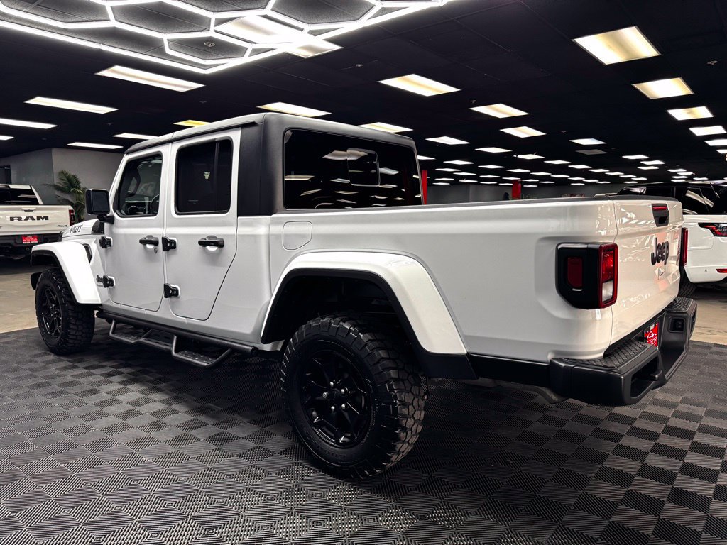 Used 2022 Jeep Gladiator Sport AWD/4WD image 9