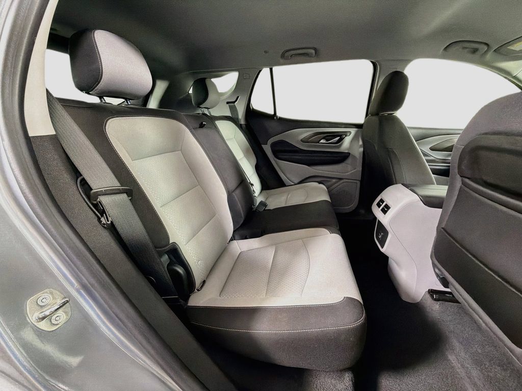 Used 2023 GMC Terrain SLE w/ Driver Convenience Package FWD image 27