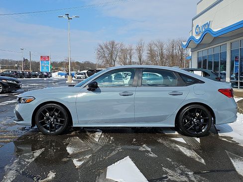 Used 2023 Honda Civic Sport image 7