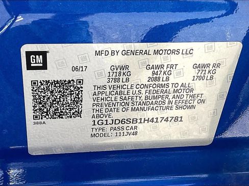 Used 2017 Chevrolet Sonic LT w/ Fun and Sun Package image 30