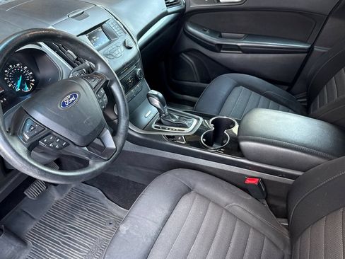 Used 2017 Ford Edge SE AWD/4WD image 10
