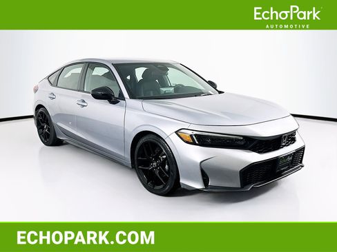 Used 2025 Honda Civic Sport image 1