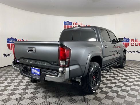Used 2022 Toyota Tacoma SR5 image 3