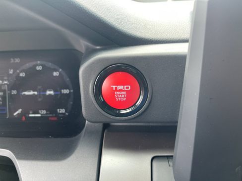 Used 2025 Toyota Tacoma TRD Off-Road AWD/4WD image 23