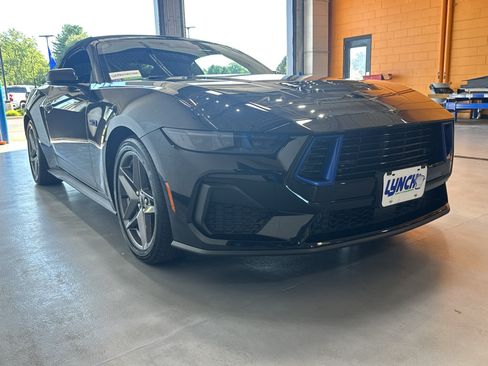 Used 2025 Ford Mustang GT Premium RWD image 7