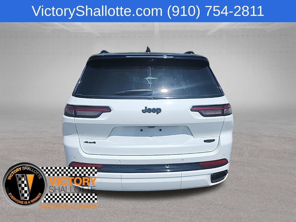 Used 2025 Jeep Grand Cherokee L Summit AWD/4WD image 29