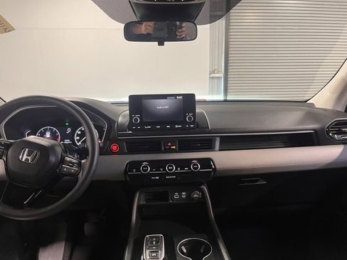 Used 2023 Honda Pilot LX image 20