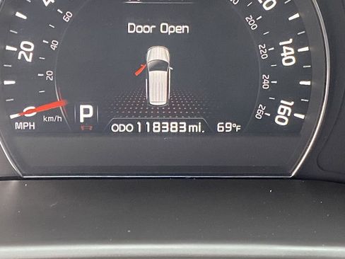 Used 2014 Kia Sorento SX w/ 3rd Row Package image 31