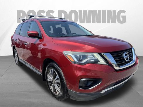 Used 2017 Nissan Pathfinder S FWD image 3