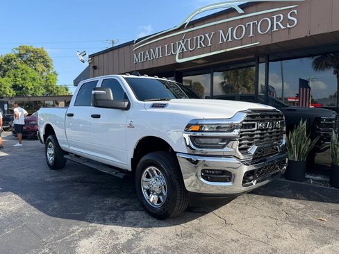 Used 2025 RAM 2500 Tradesman AWD/4WD image 3