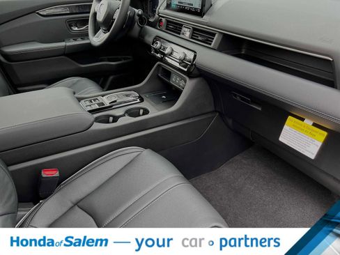 New 2025 Honda Pilot Elite image 17