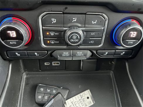 Used 2022 Chevrolet Suburban RST image 50