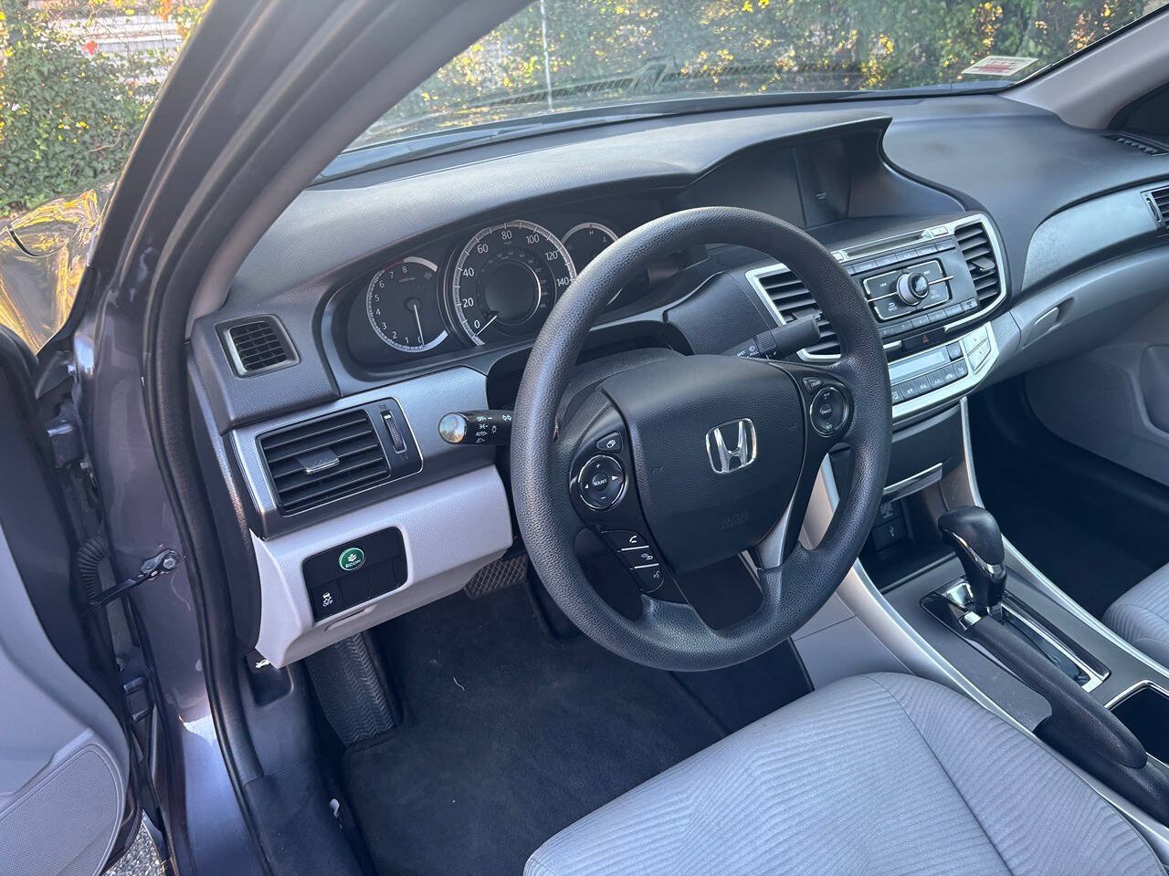 Used 2014 Honda Accord LX image 17