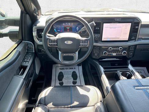 Used 2025 Ford F250 Platinum AWD/4WD image 23