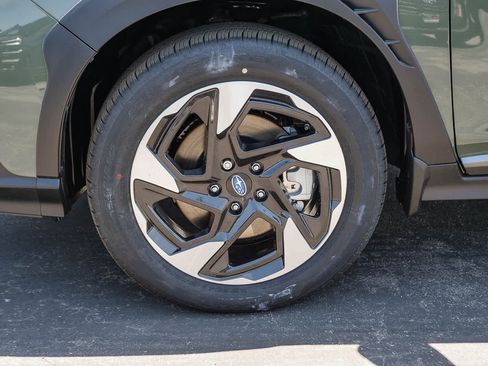 New 2026 Subaru Crosstrek 2.5i Limited AWD/4WD image 9