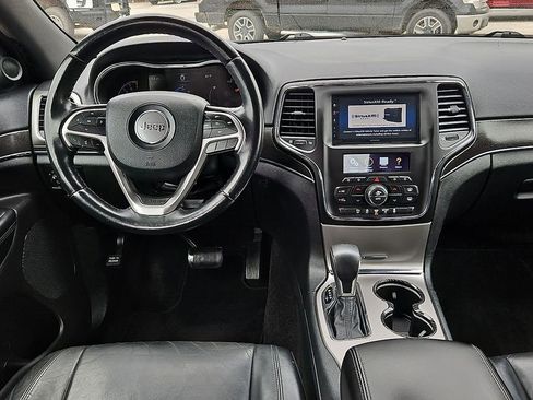 Used 2018 Jeep Grand Cherokee Limited image 20
