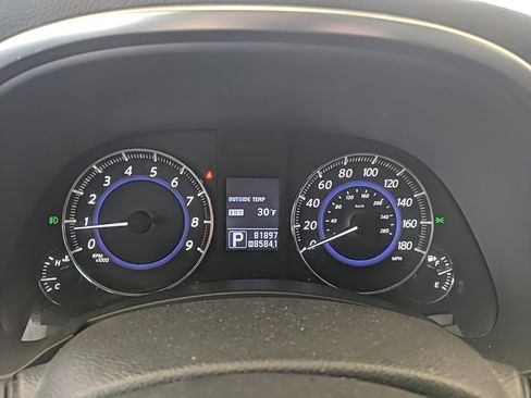 Used 2014 INFINITI QX70 AWD w/ Premium Package image 25