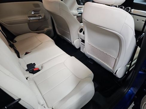 New 2026 Mercedes-Benz GLB 250 image 12