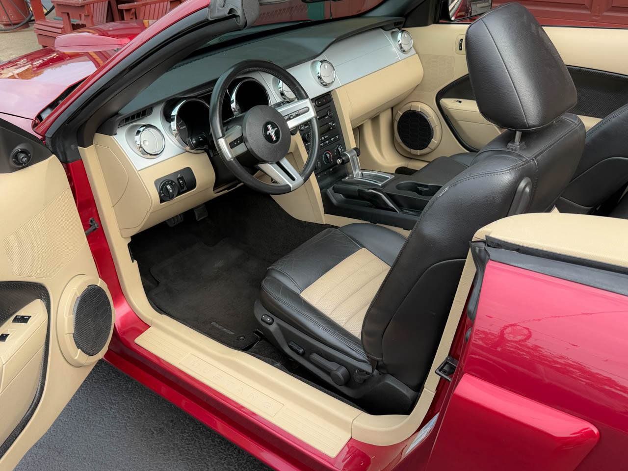 Used 2007 Ford Mustang GT Premium RWD image 21