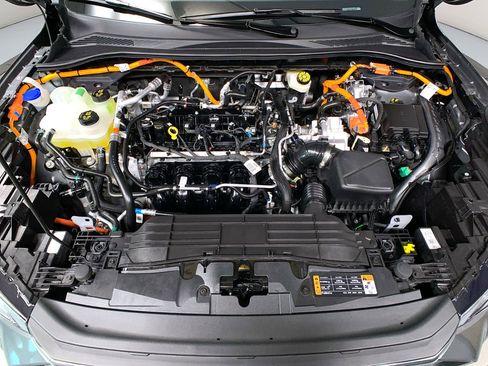 Used 2024 Ford Escape SE image 34