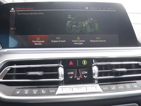 Used 2023 BMW X6 xDrive40i AWD/4WD image 34