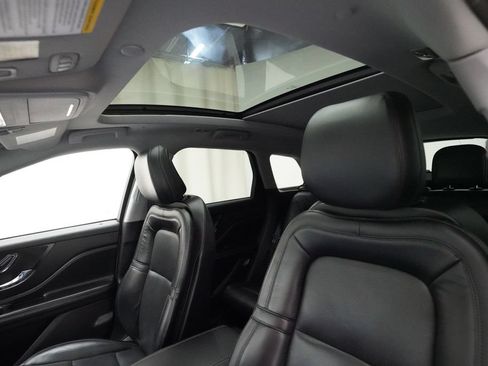 Used 2020 Lincoln Corsair AWD w/ Luxury Package image 31