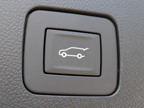 New 2026 Buick Encore GX Sport Touring AWD/4WD image 18