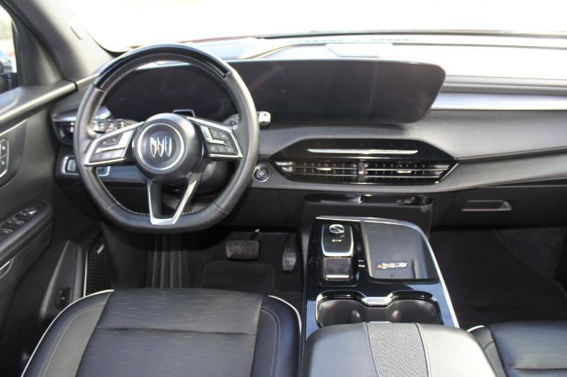 Used 2025 Buick Enclave Sport Touring w/ Super Cruise Package AWD/4WD image 25
