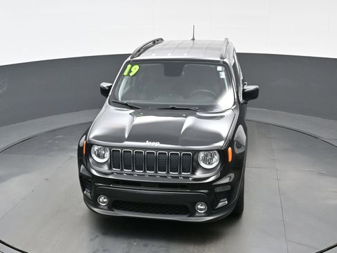 Used 2019 Jeep Renegade Latitude image 37