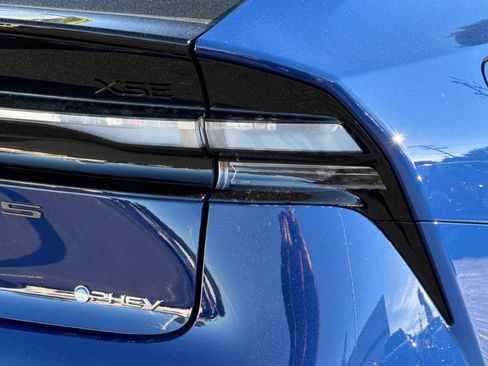 New 2026 Toyota Prius Plug-In Hybrid image 31