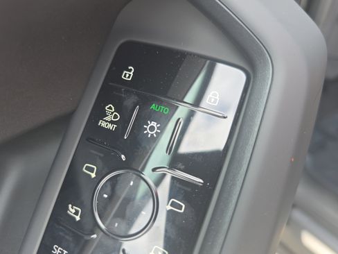 New 2025 Audi Q5 Premium Plus image 24