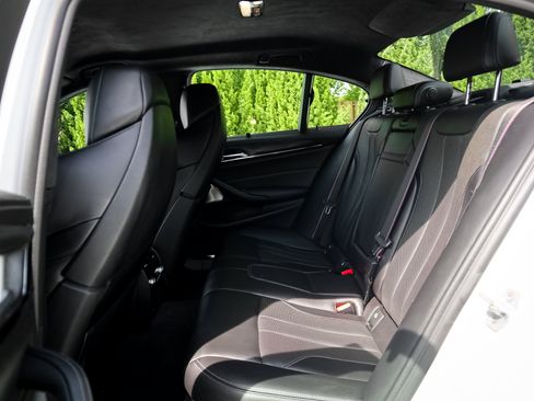 Used 2019 BMW M5 w/ Executive Package AWD/4WD image 8